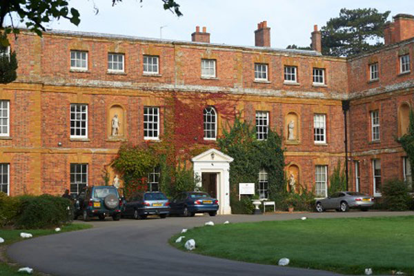โรงเรียนประถมศึกษา Quinton House, Northampton | UK